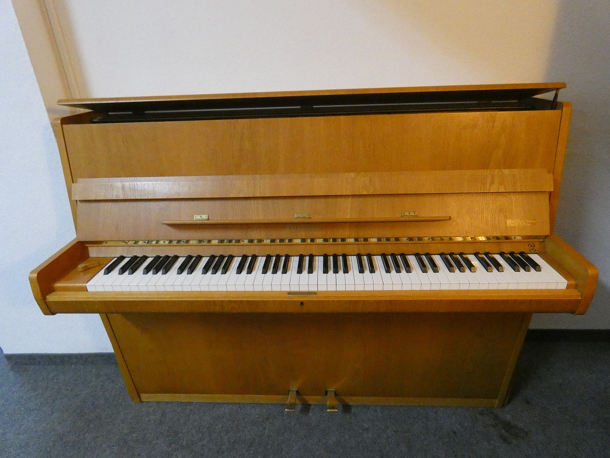 Euterpe Klavier von Klavierbaumeisterin in Aachen